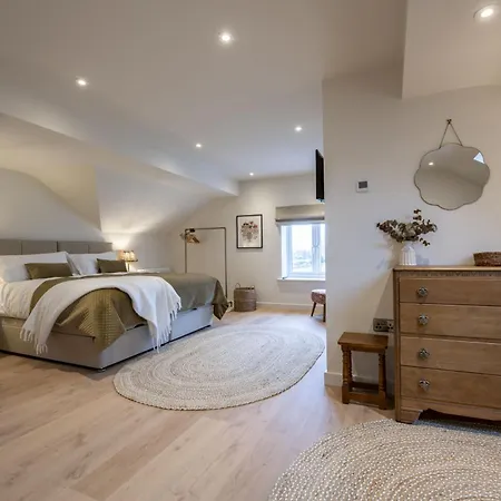 The Dog Kennels 莱伯恩